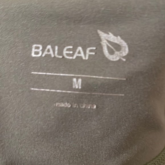 SOLD - BALEAF Women's 5" High Waist Biker Shorts Running Workout w/ Pockets - Picture 3 of 3